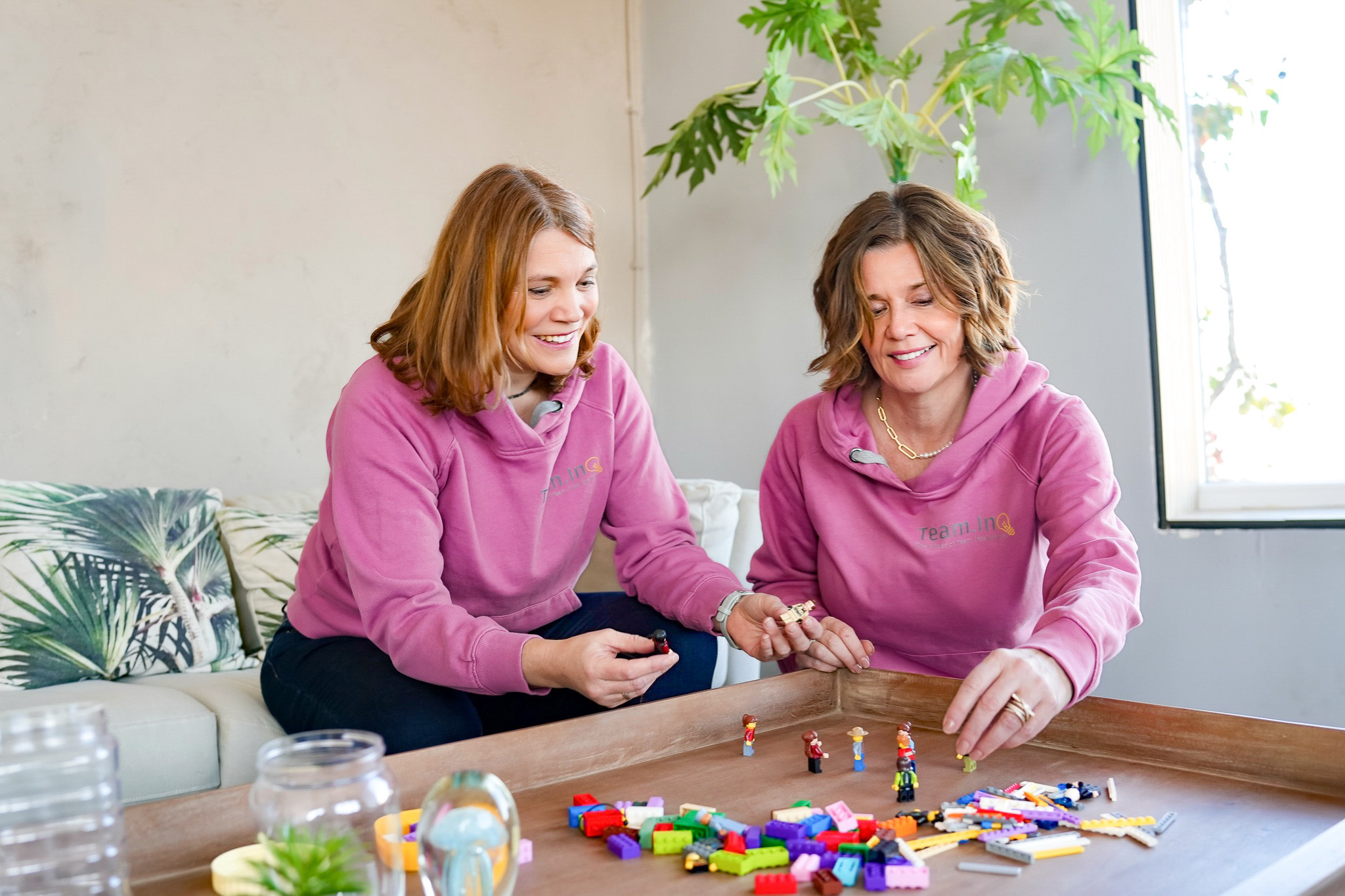 Dóra Ligárt and Lena Peller